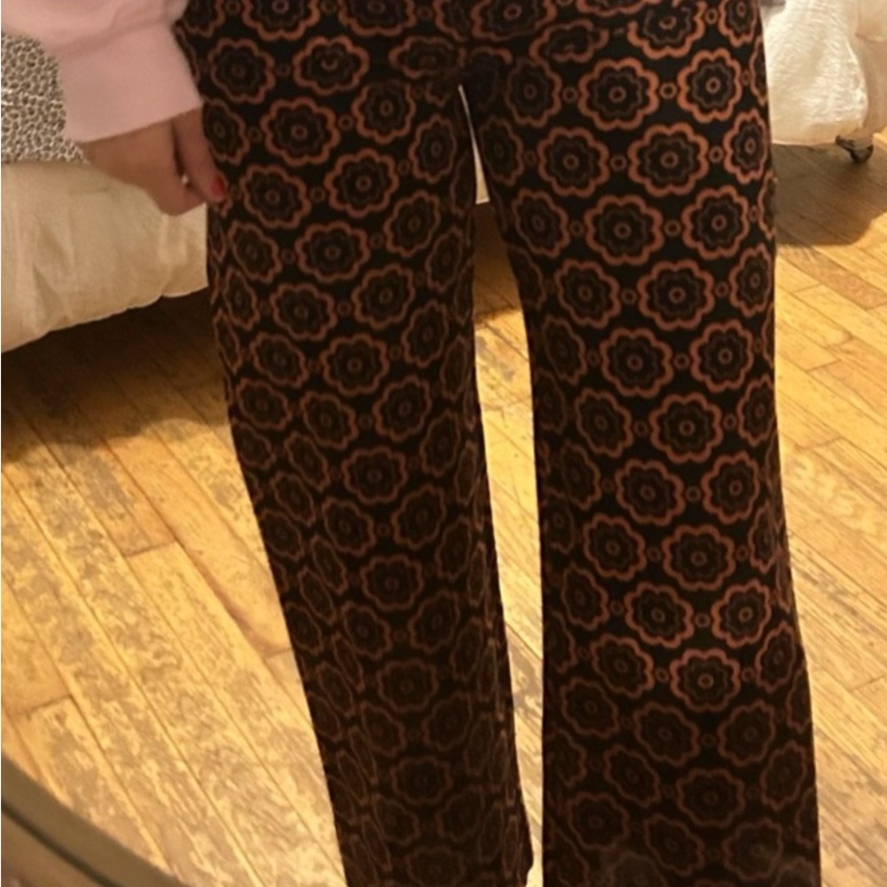 Maeve Black and Rust Floral Cropped Wide-Leg Pants - Picture 9 of 10